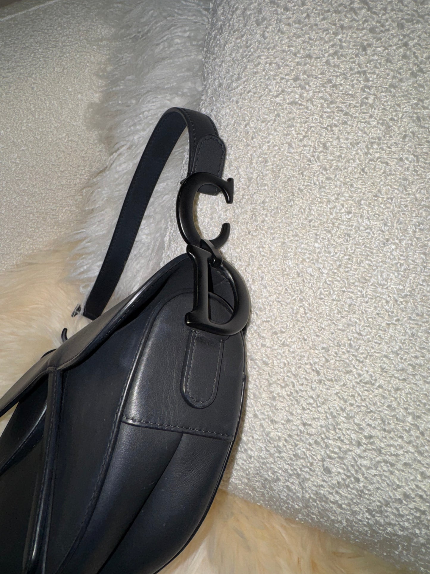 MEDIUM DIOR SADDLE LEATHER BLACK HARDWARE